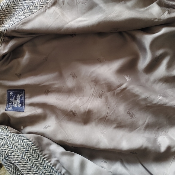 Burberry Vintage Blazer - Picture 2 of 2